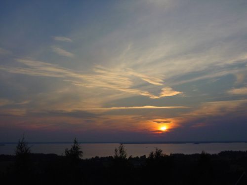 Auringonlasku Auringonlasku